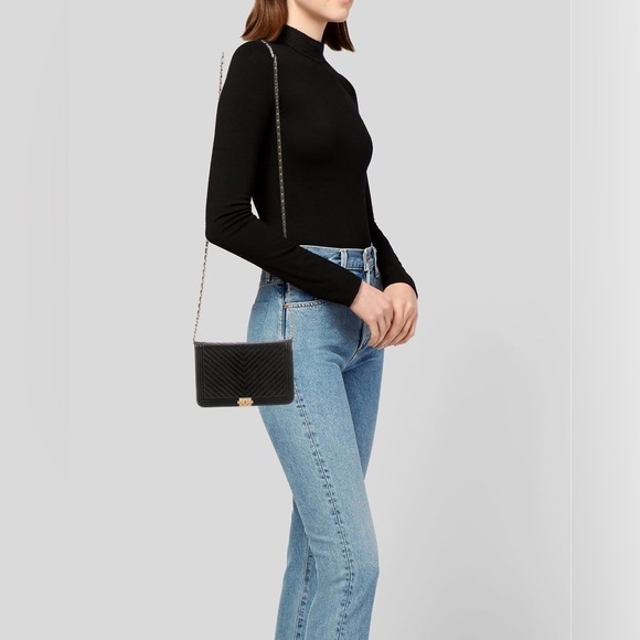 CHANEL Chevron Boy Wallet on Chain crossbody gold hardware & chain - Picture 14 of 15